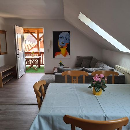 Ferienwohnung Weisskopf Alkersleben ภายนอก รูปภาพ