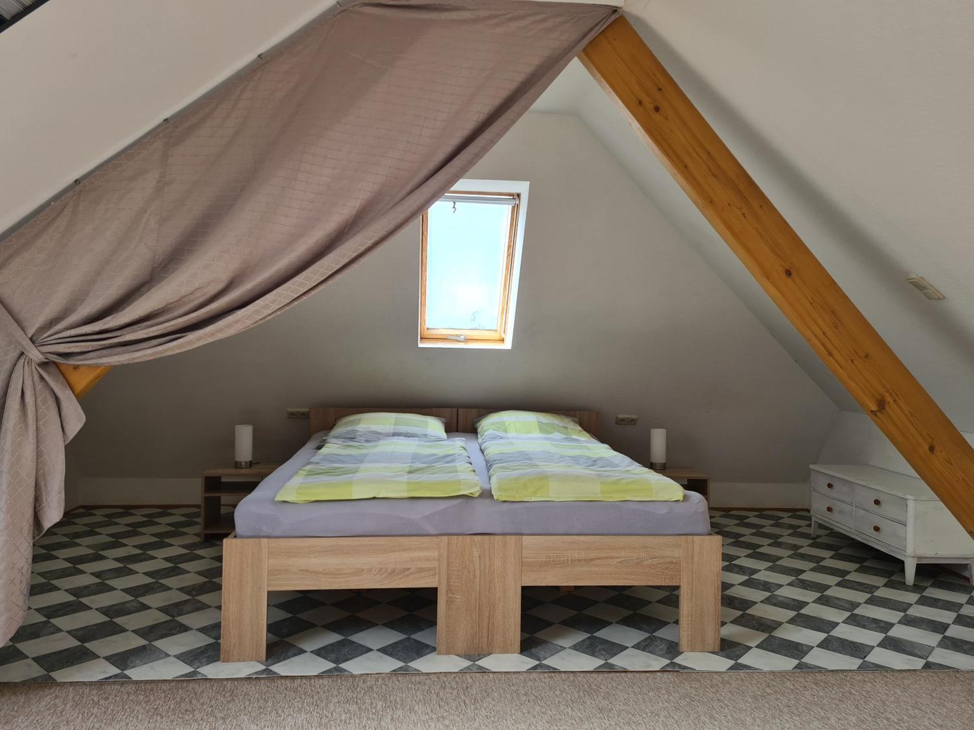 Ferienwohnung Weisskopf Alkersleben ภายนอก รูปภาพ