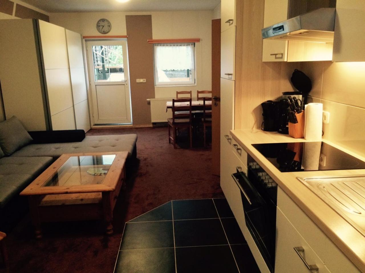 Ferienwohnung Weisskopf Alkersleben ภายนอก รูปภาพ